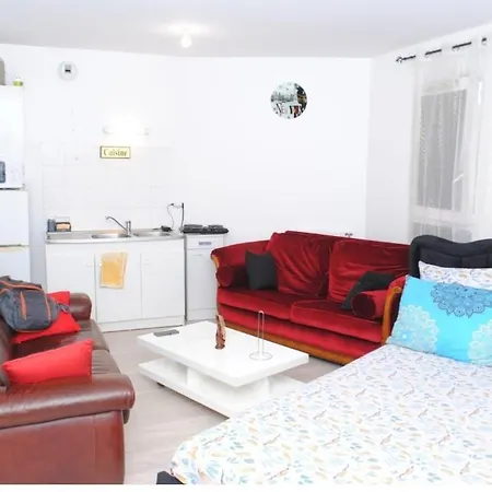 Private Exotic Apartamento Limay